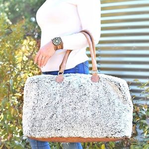 Sherpa Weekender